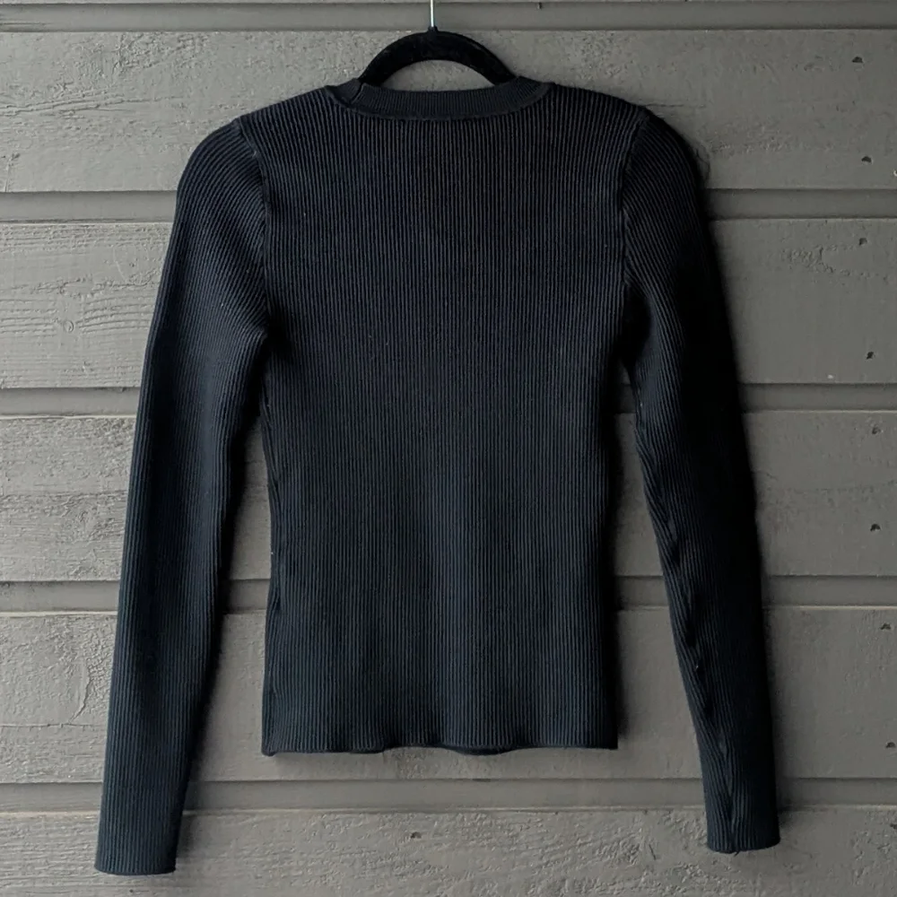 Abercrombie & Fitch Black Stretchy Ribbed Heavyweight Crew Neck Sweater Small